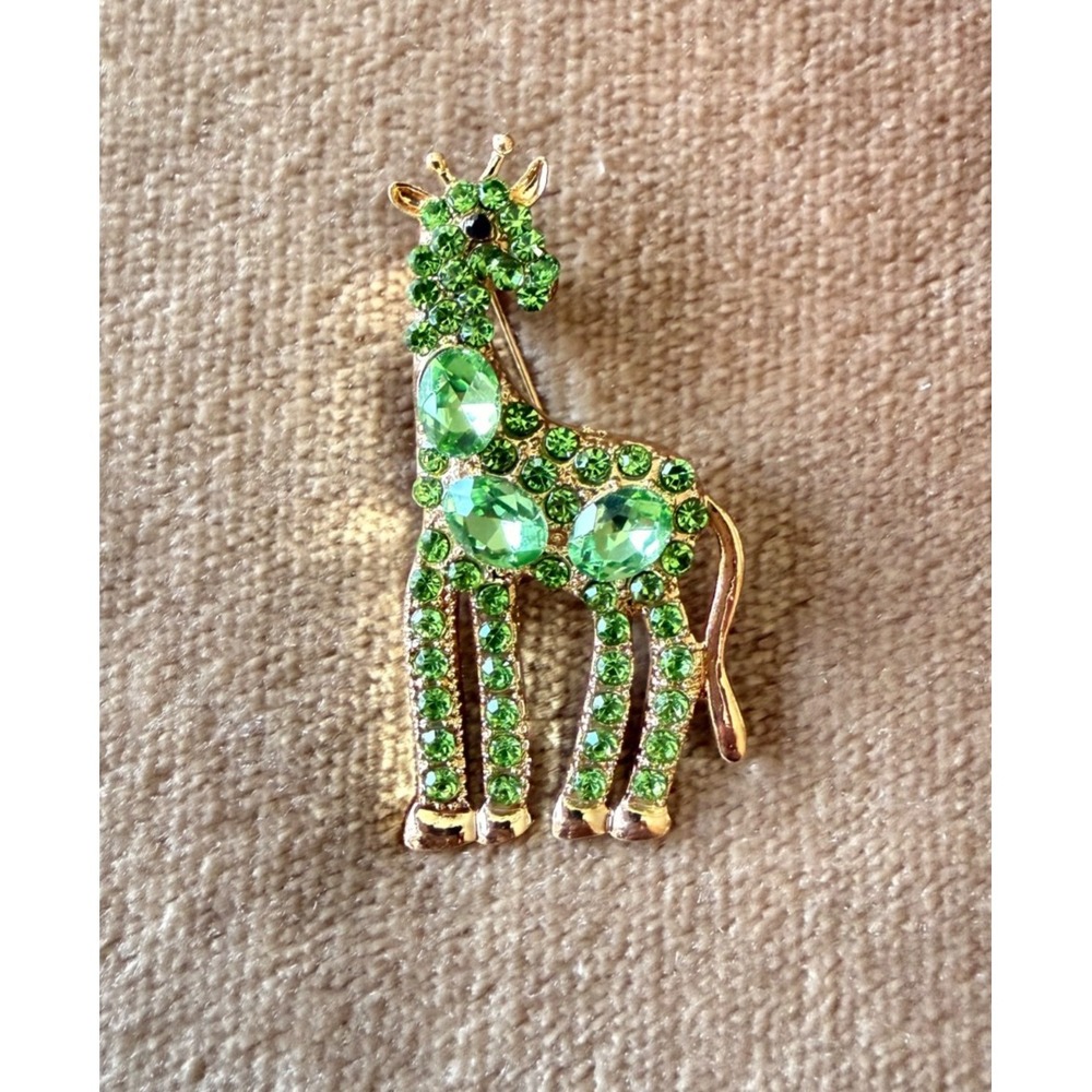 Mint Giraffe Crystal Animal Pin Brooch Gold Tone Green Rhinestone Jewelry